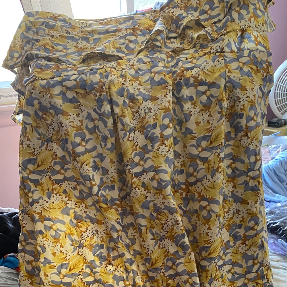 PLUS WOVEN FLORAL COLD SHOULDER MAXI DRESS